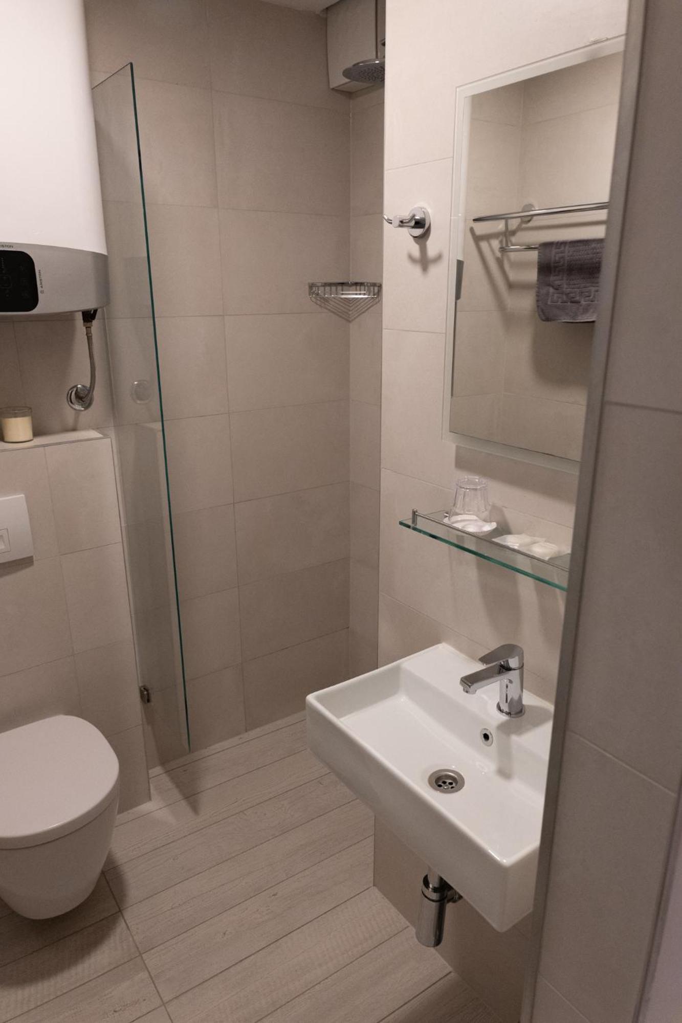 Piranum Guesthouse Esterno foto